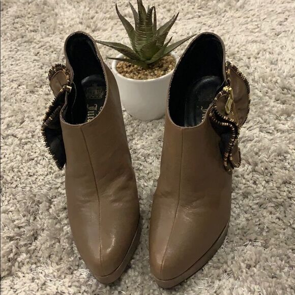 👑JUICY Couture leather ankle boots👑 - Picture 6 of 8